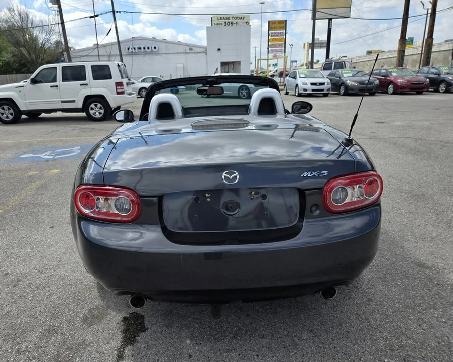 2015 Mazda NC MX-5 Miata - Image 6 of 17