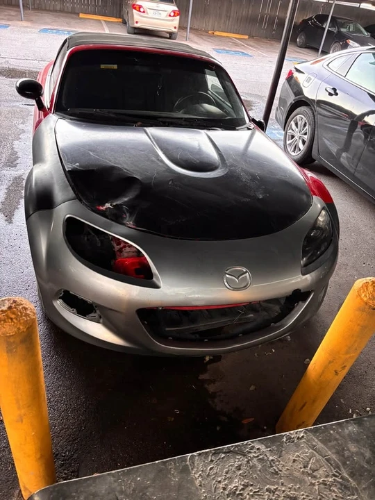 2015 Mazda ND MX-5 Miata - Image 2 of 15