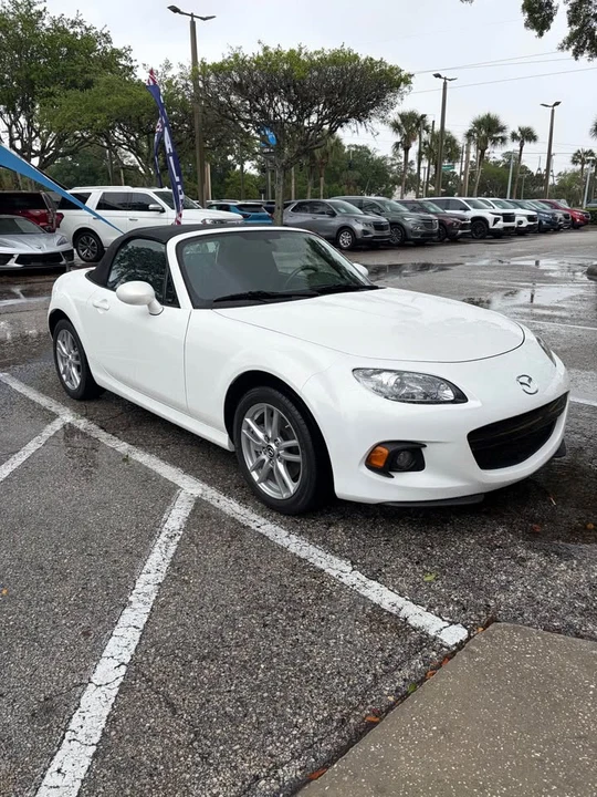 2015 Mazda NC MX-5 Miata - Image 2 of 5