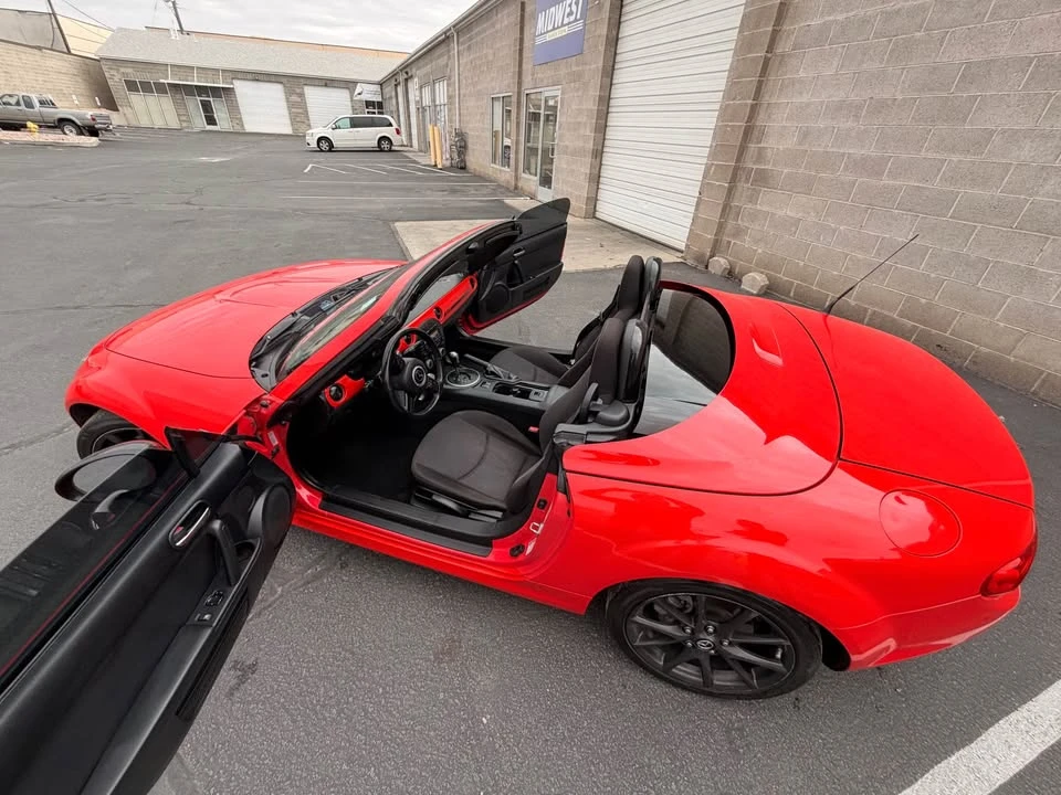 2015 Mazda ND MX-5 Miata - Image 9 of 10