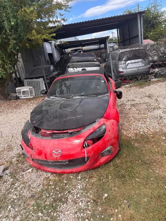 2015 Mazda ND MX-5 Miata - Image 2 of 10