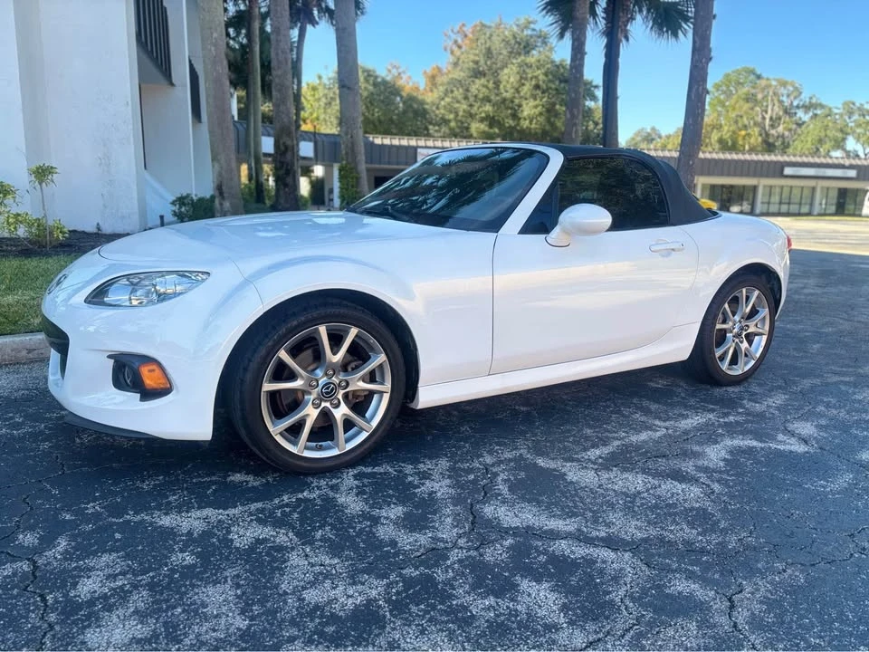 2015 Mazda ND MX-5 Miata - Image 3 of 9