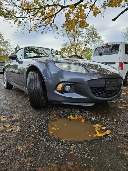 2015 Mazda ND MX-5 Miata - Image 2 of 19