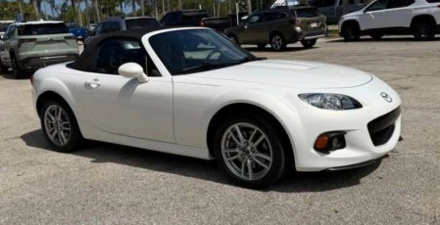 2015 Mazda NC MX-5 Miata - Image 6 of 10
