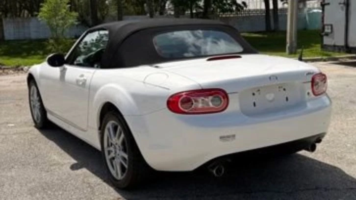 2015 Mazda NC MX-5 Miata - Image 4 of 10