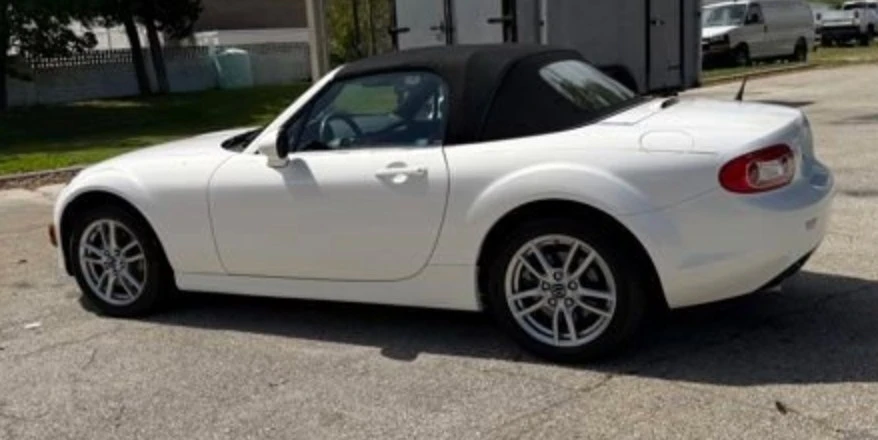 2015 Mazda NC MX-5 Miata - Image 3 of 10