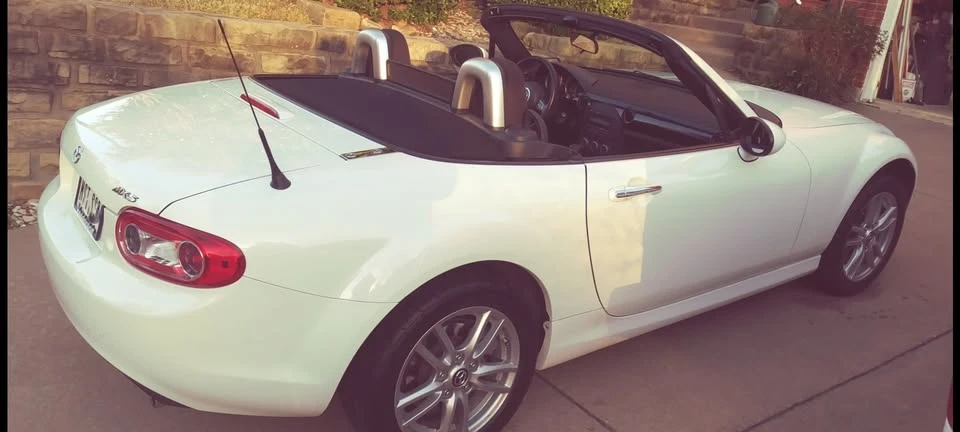 2015 Mazda NC MX-5 Miata - Image 2 of 5