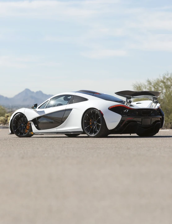 2015 McLaren P1 - Image 2 of 31