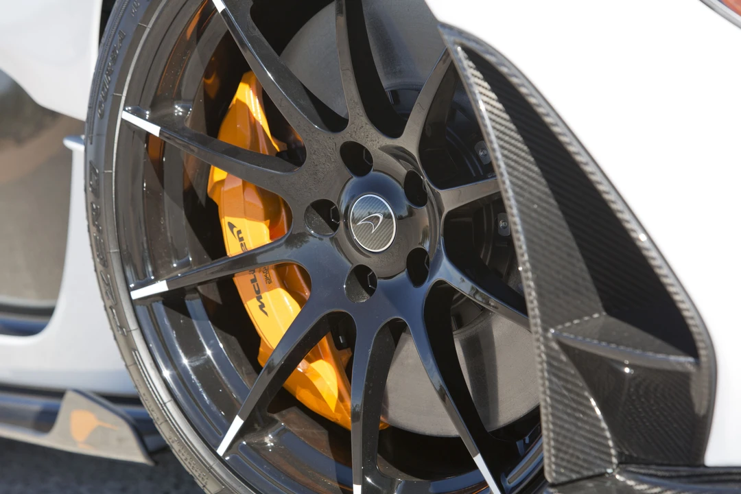 2015 McLaren P1 - Image 28 of 31