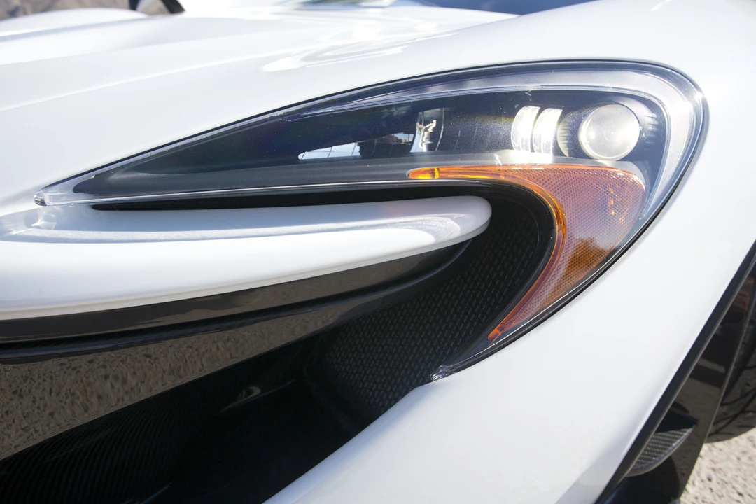 2015 McLaren P1 - Image 31 of 31