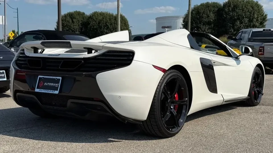 2015 McLaren 650S Coupe - Image 7 of 20