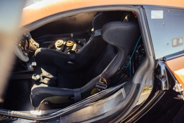 2015 McLaren 650S Coupe - Image 4 of 8