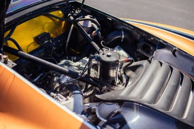 2015 McLaren 650S Coupe - Image 6 of 8