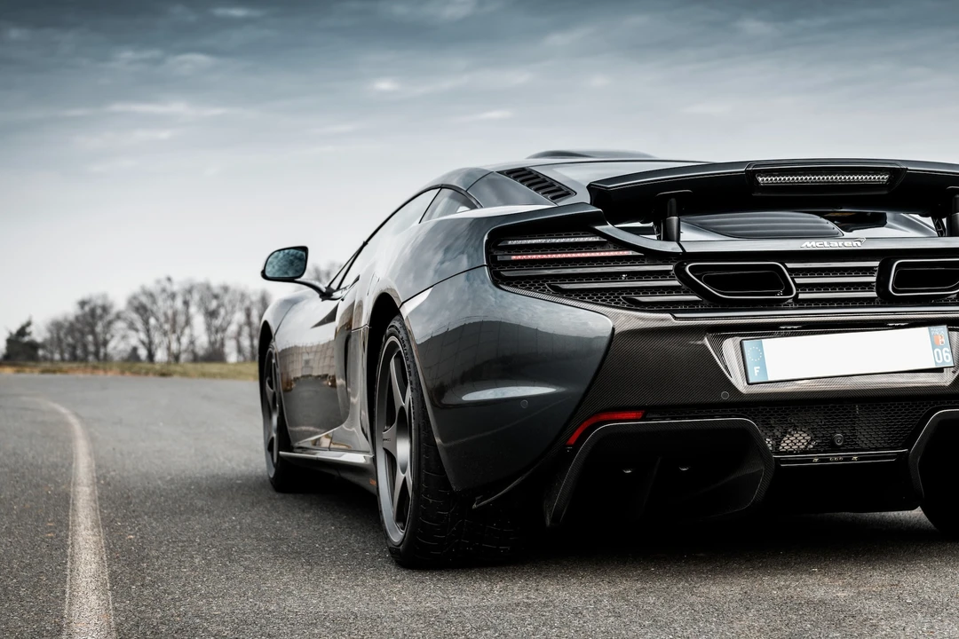 2015 McLaren 650S Coupe - Image 12 of 31