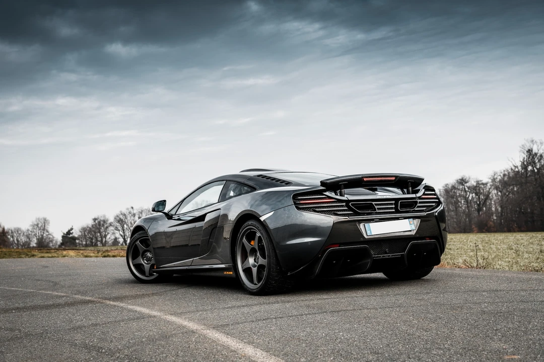 2015 McLaren 650S Coupe - Image 13 of 31