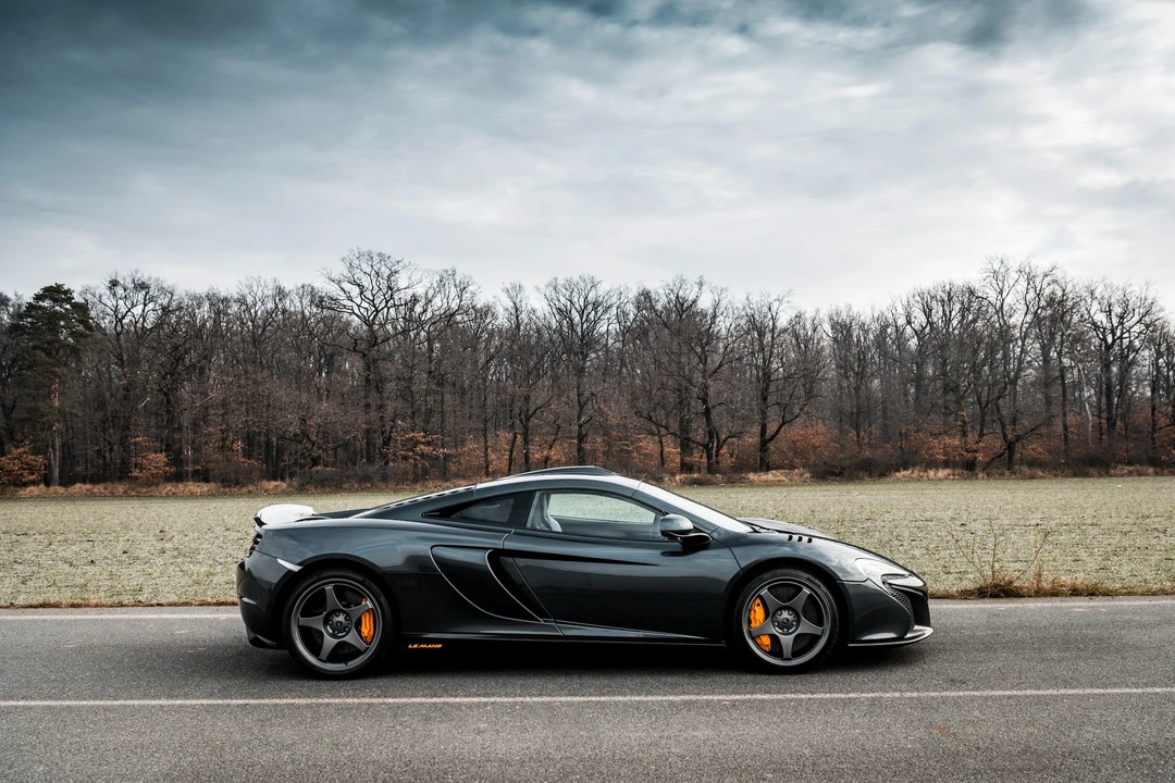 2015 McLaren 650S Coupe - Image 6 of 31