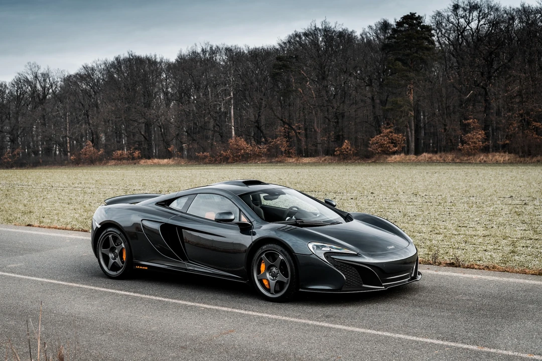 2015 McLaren 650S Coupe - Image 7 of 31