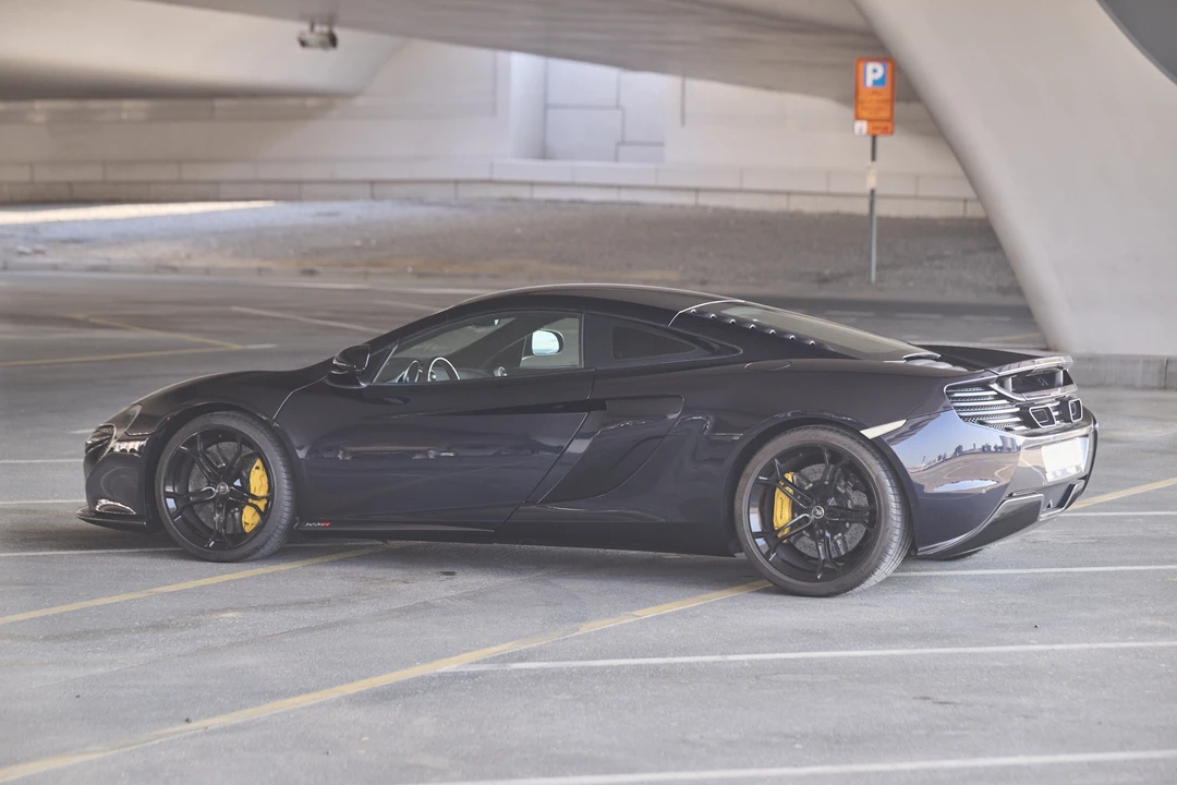 2015 McLaren 650S - Image 13 of 31