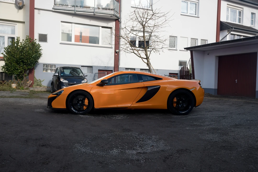 2015 McLaren 650S - Image 7 of 31