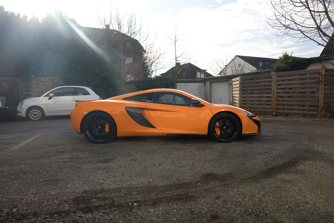 2015 McLaren 650S - Image 12 of 31