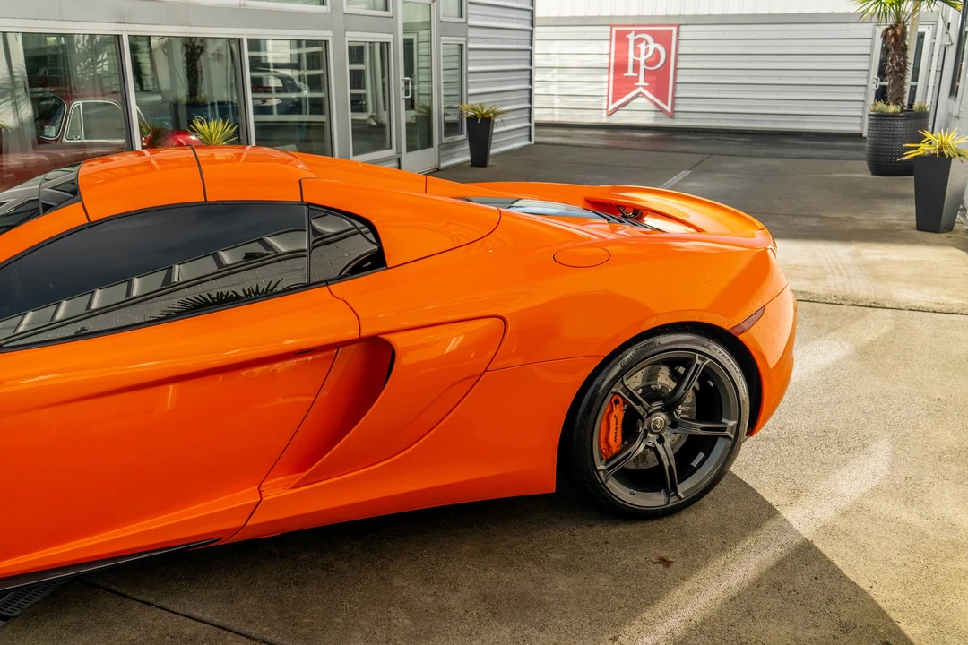 2015 McLaren 650S - Image 5 of 21