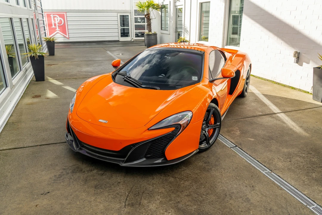 2015 McLaren 650S - Image 2 of 21