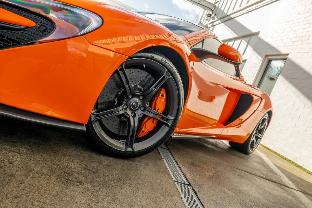 2015 McLaren 650S - Image 4 of 21