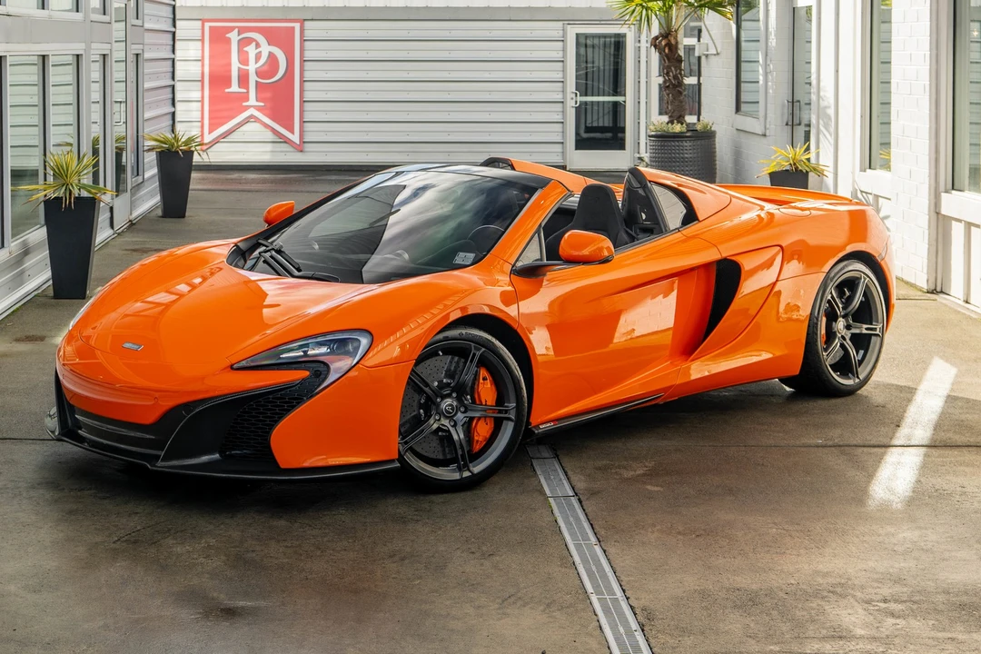 2015 McLaren 650S - Image 10 of 21