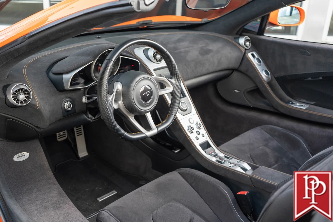 2015 McLaren 650S - Image 11 of 21