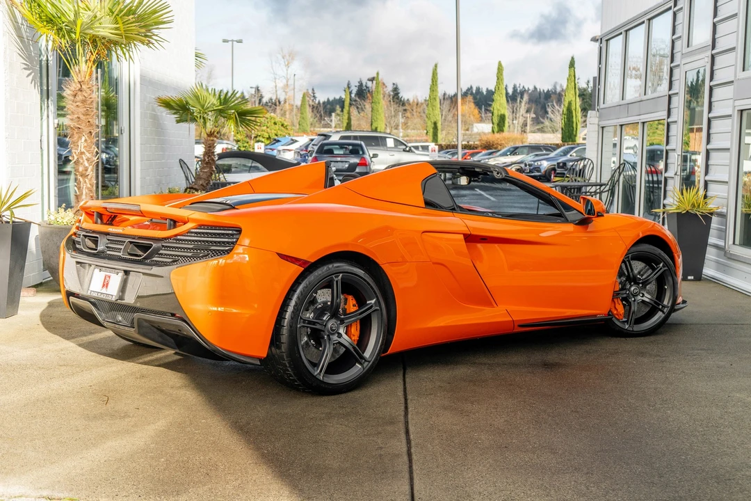 2015 McLaren 650S - Image 9 of 21