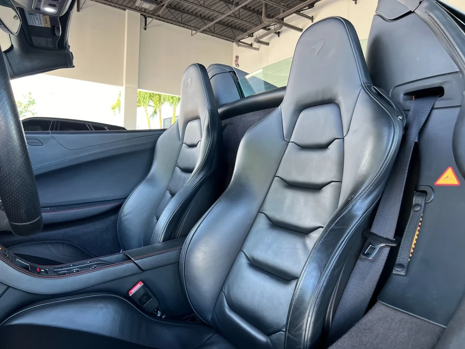 2015 McLaren 650S - Image 19 of 21