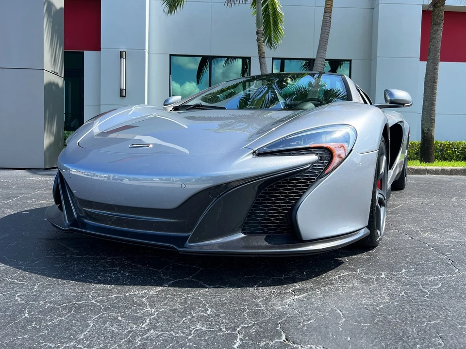 2015 McLaren 650S - Image 9 of 21