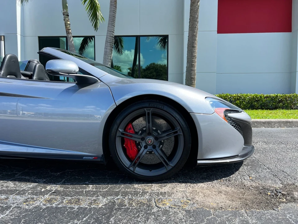 2015 McLaren 650S - Image 11 of 21
