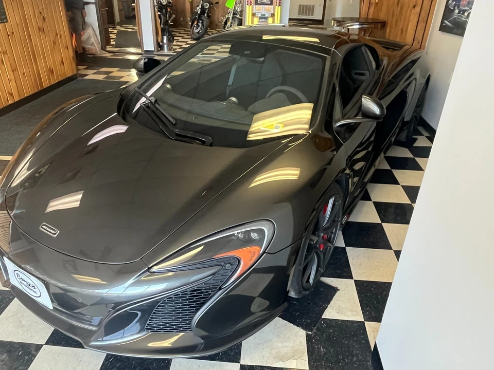 2015 McLaren 650S - Image 2 of 12