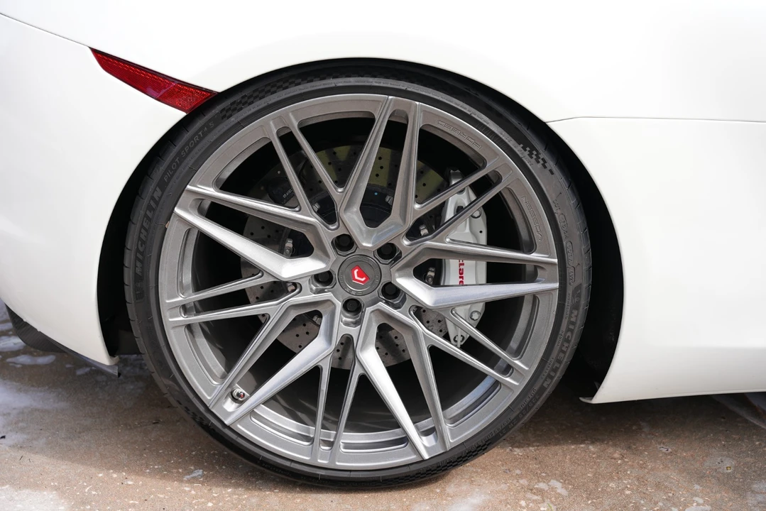 2015 McLaren 650S Spider - Image 4 of 21