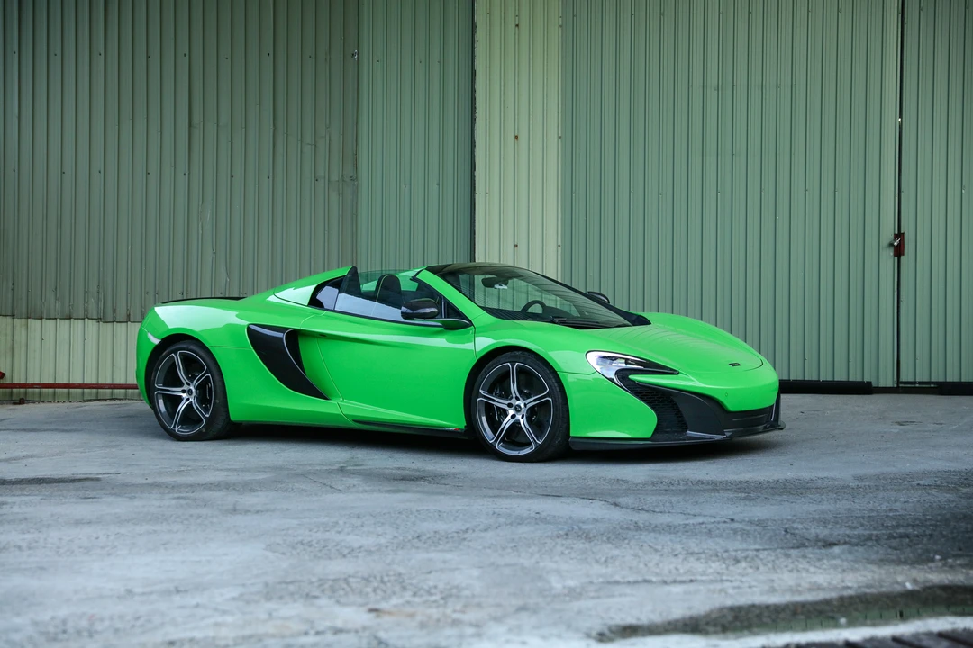 2015 McLaren 650S Spider - Image 11 of 31
