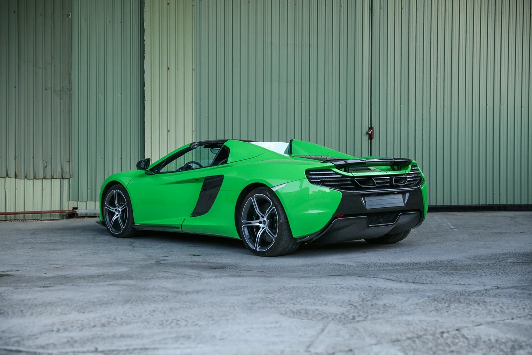 2015 McLaren 650S Spider - Image 15 of 31