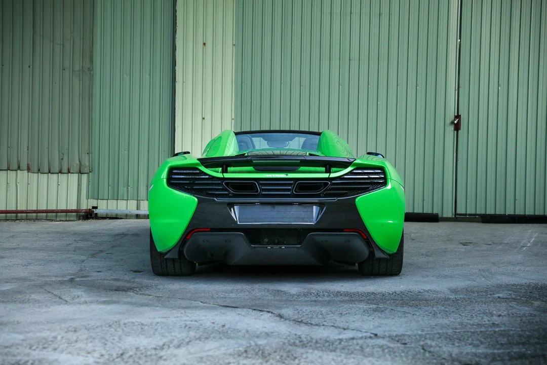2015 McLaren 650S Spider - Image 14 of 31