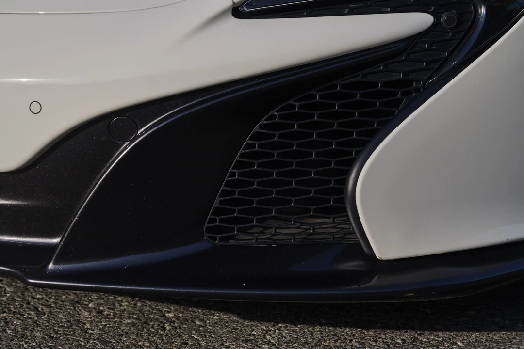 2015 McLaren 650S Spider - Image 13 of 31