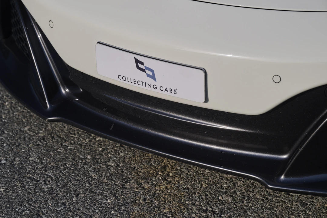 2015 McLaren 650S Spider - Image 14 of 31