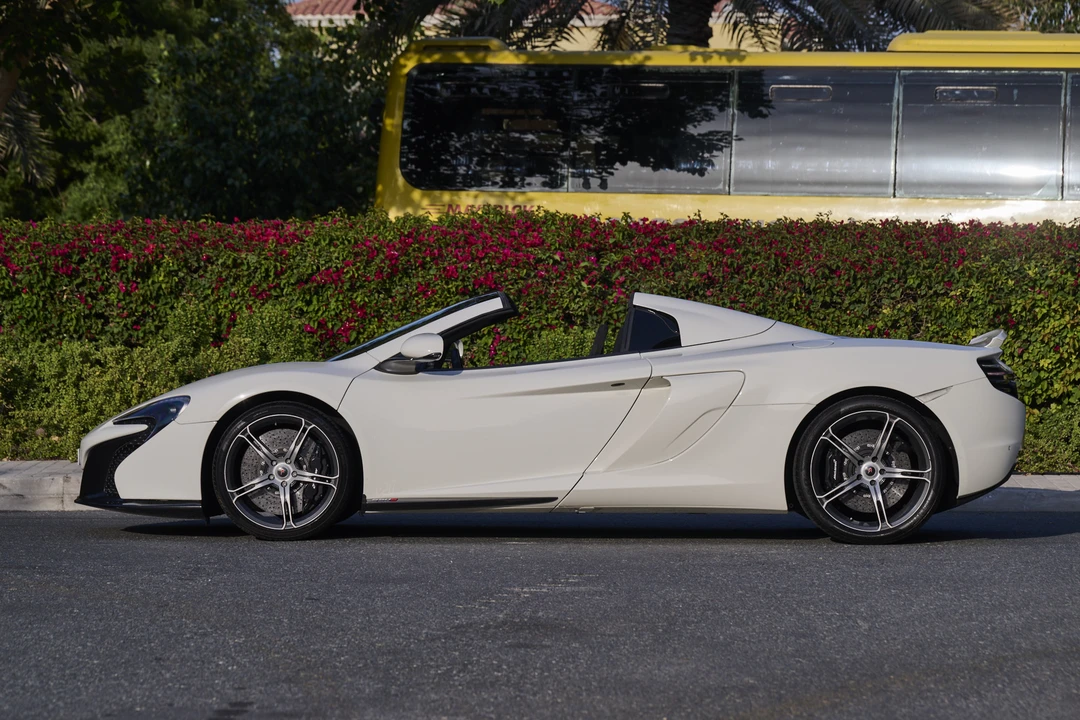 2015 McLaren 650S Spider - Image 4 of 31
