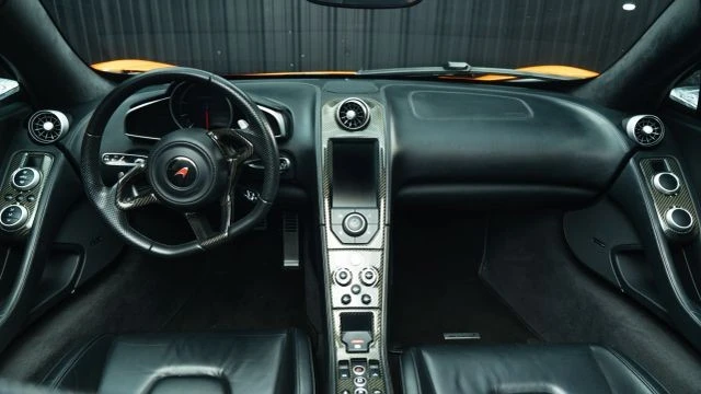 2015 McLaren 650S Spider - Image 16 of 31