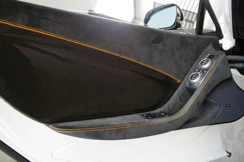 McLaren 650S Spider - Image 9 of 17