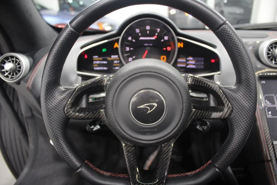 2015 McLaren 650S Spider - Image 12 of 22