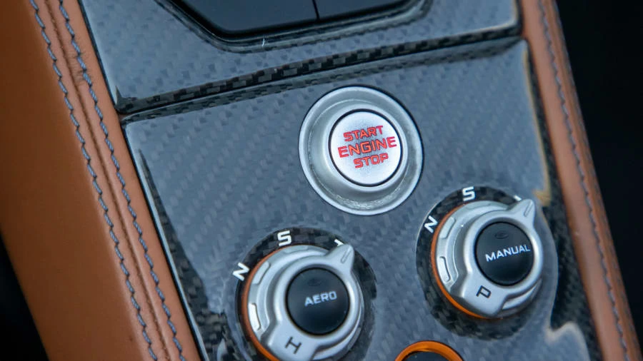 2015 McLaren 650S Spider - Image 17 of 31