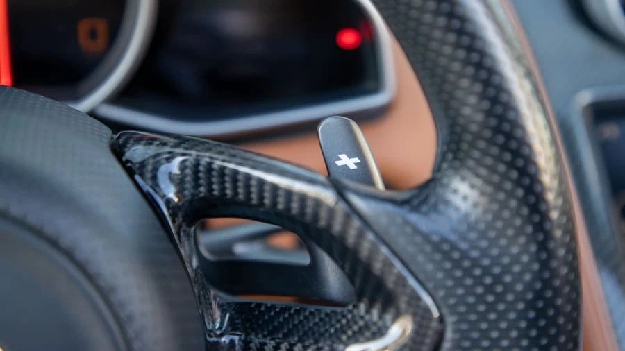2015 McLaren 650S Spider - Image 22 of 31