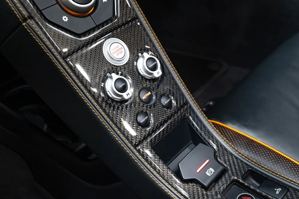 2015 McLaren 650S Spider - Image 21 of 31