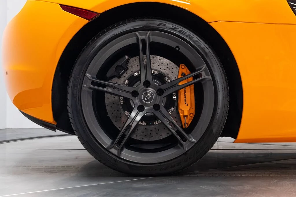 2015 McLaren 650S Spider - Image 28 of 31