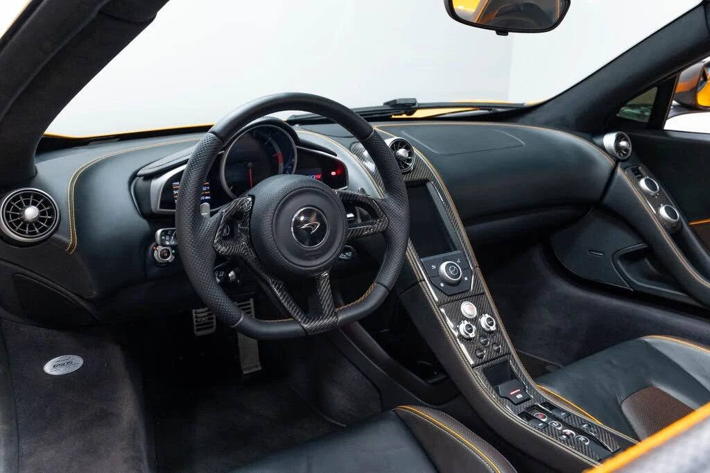 2015 McLaren 650S Spider - Image 10 of 31