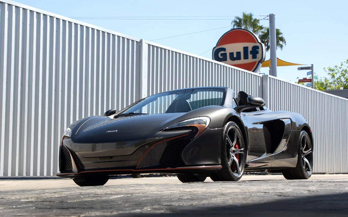 2015 McLaren 650S Spider - Image 2 of 31